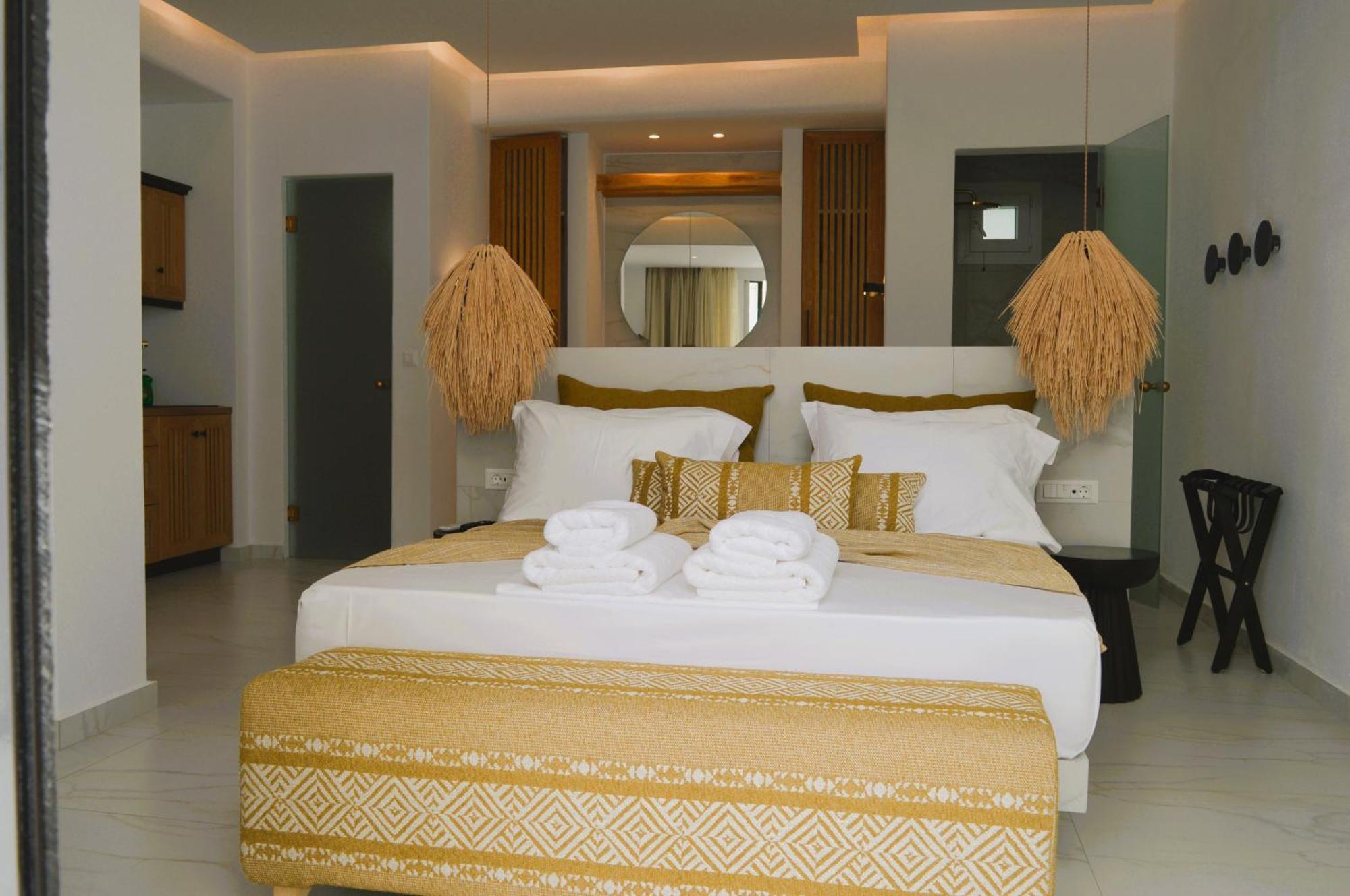 V Luxury Apartments Naxos Naxos City Exterior photo