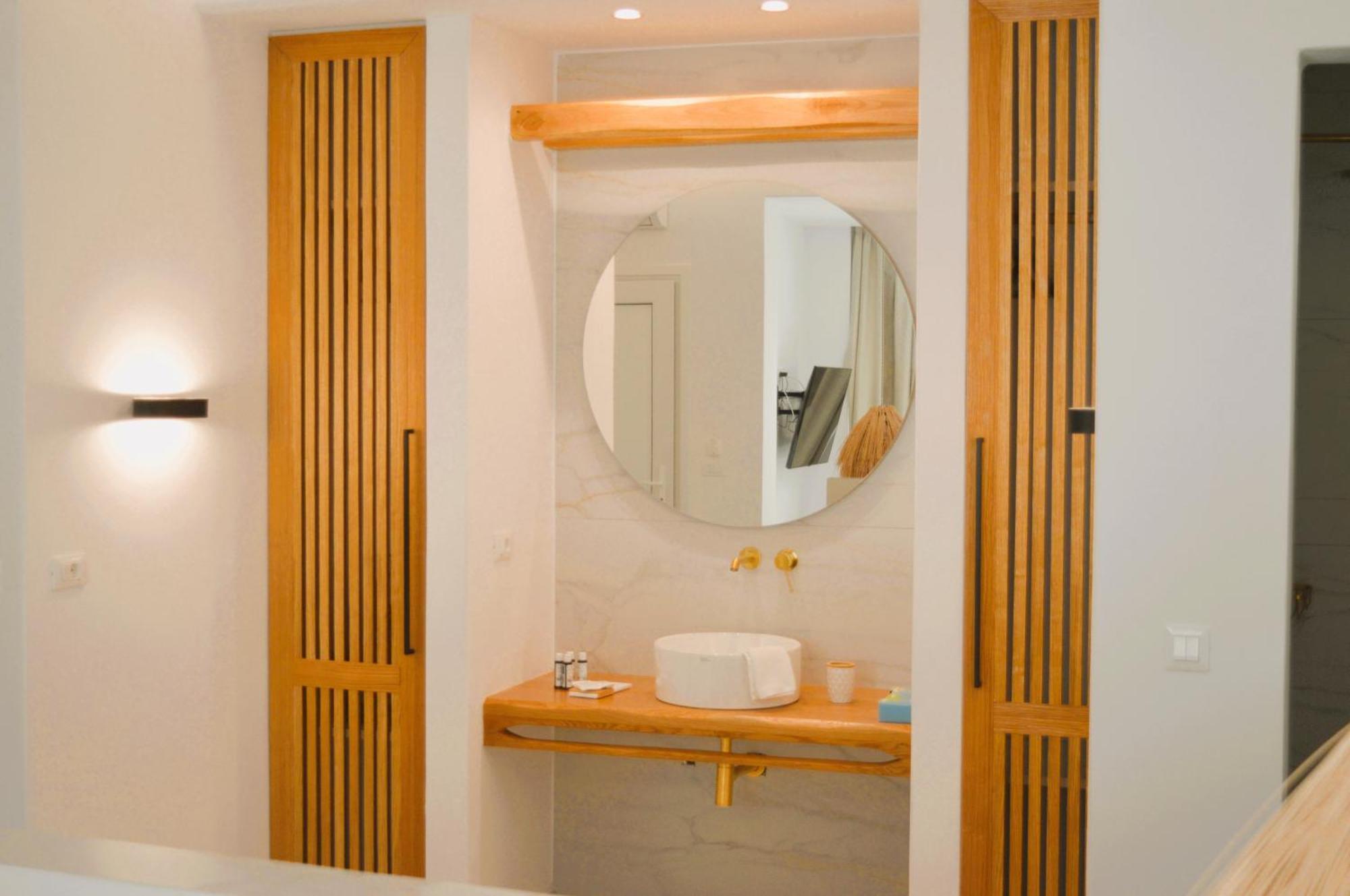 V Luxury Apartments Naxos Naxos City Exterior photo